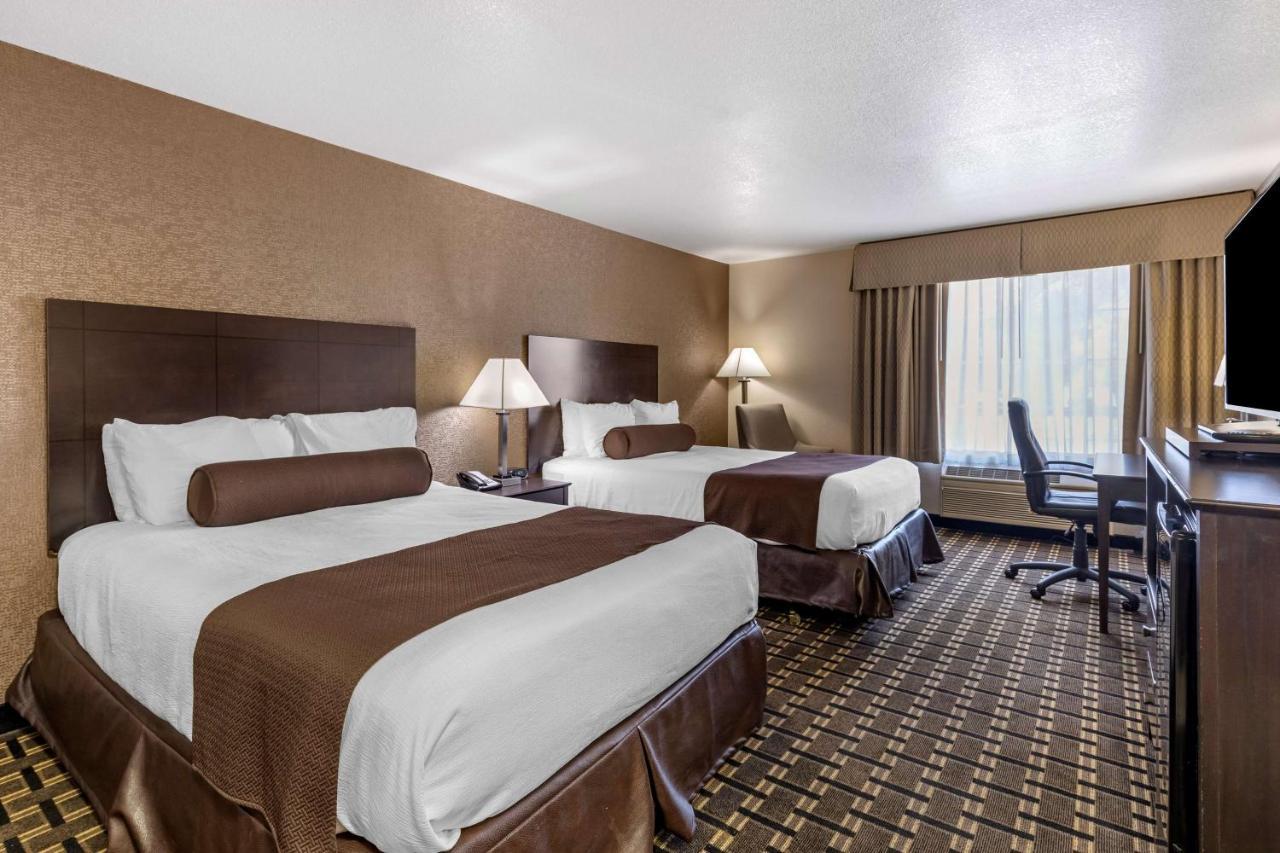 Best Western Plus Las Vegas West Exterior photo