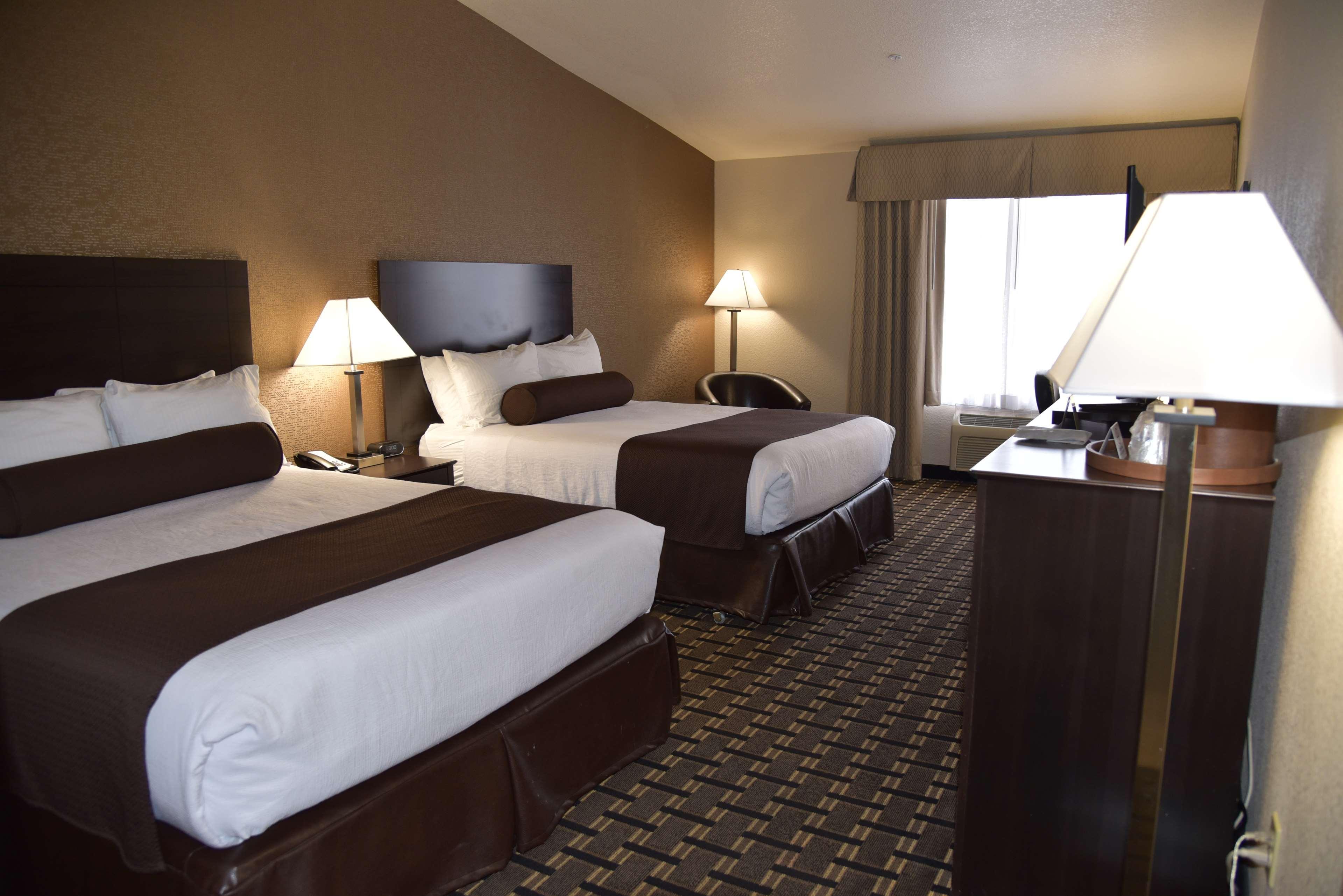 Best Western Plus Las Vegas West Exterior photo