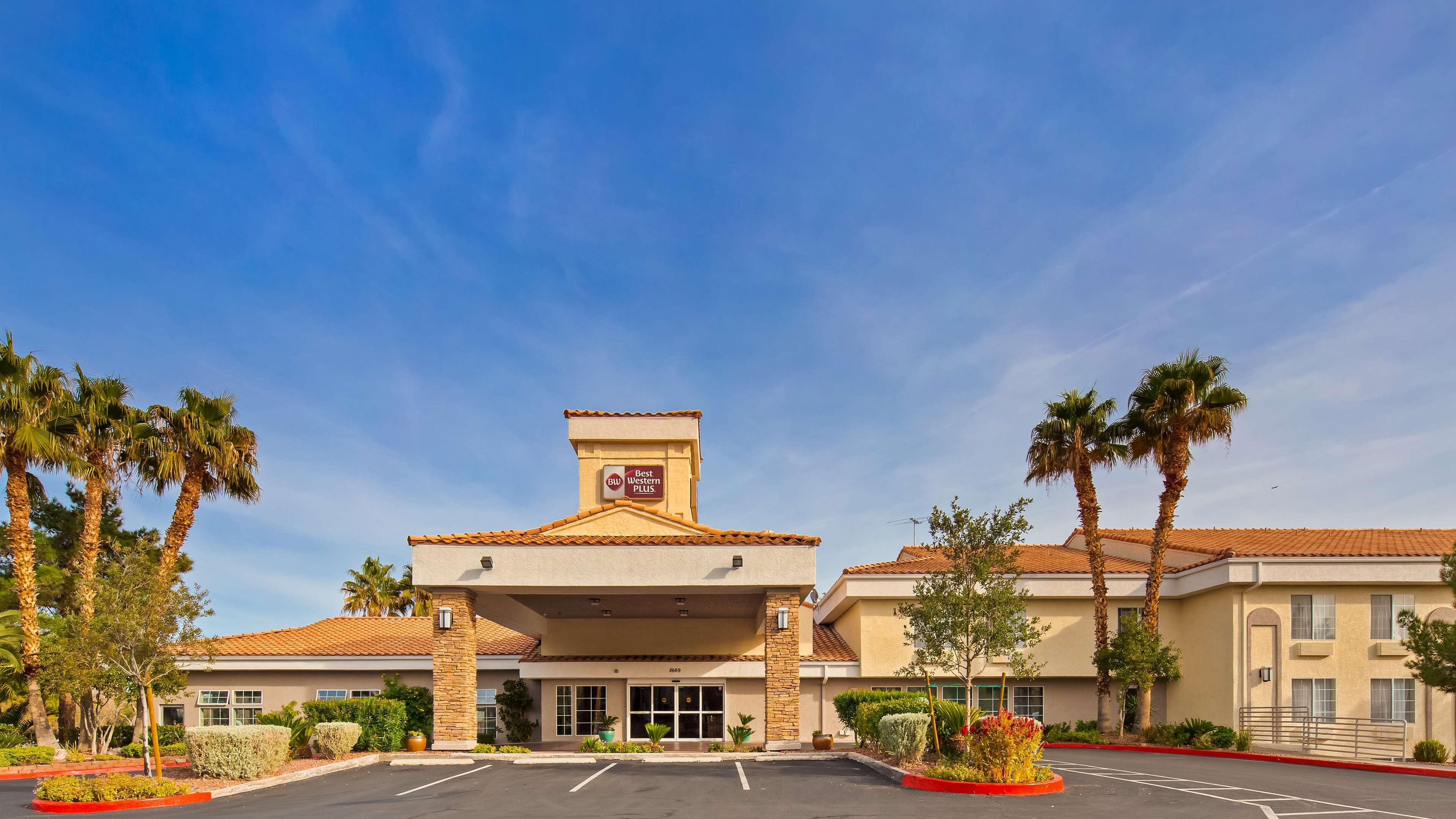 Best Western Plus Las Vegas West Exterior photo